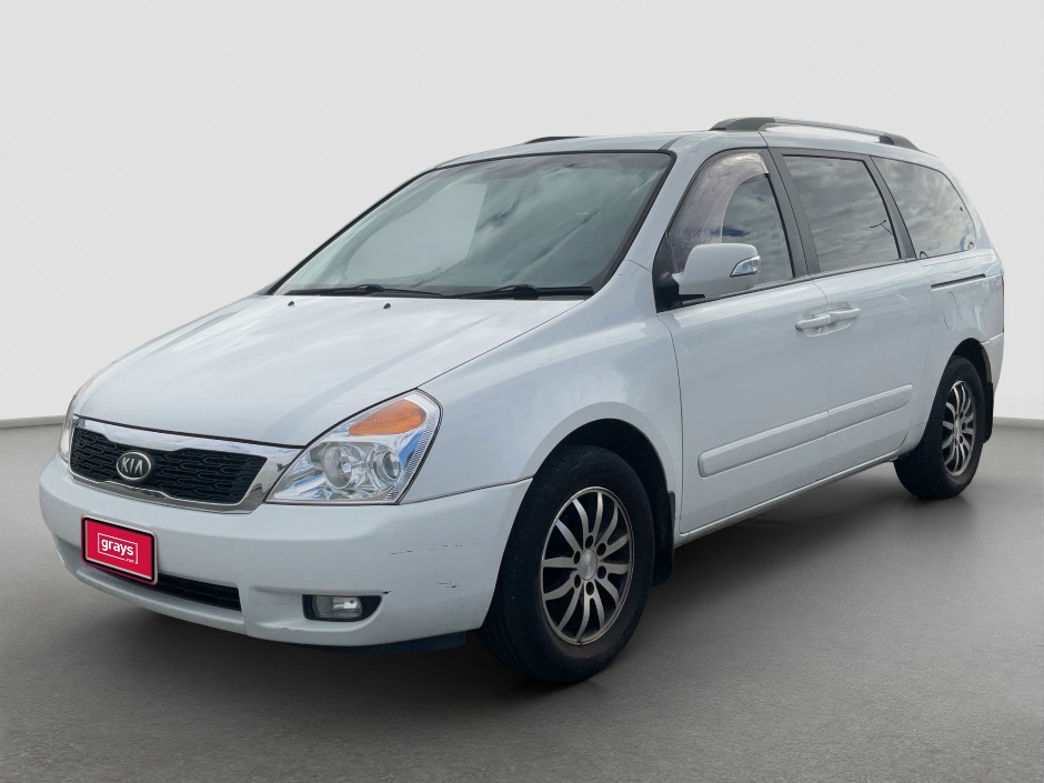 2011 Kia Carnival S Petrol