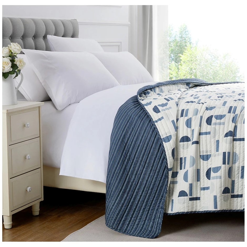 FRAICHE MAISON Microfibre Quilt, Queen, Halfmoon. NB: Not in original packa