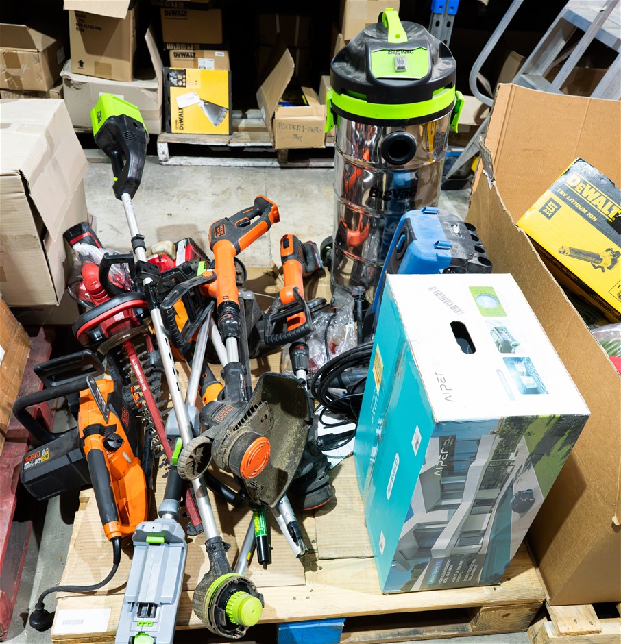 Pallet of Assorted Power Tools. NB: Not Working, Has been use & Maybe Missi