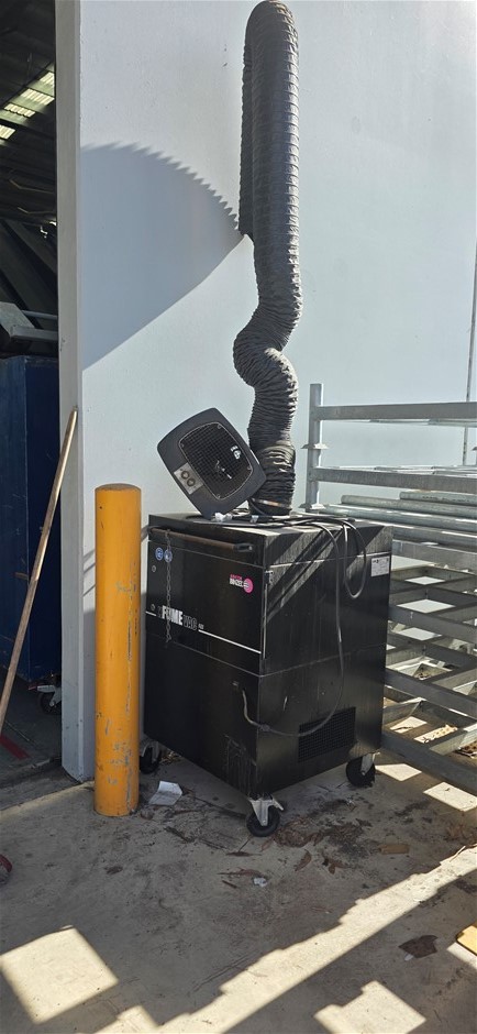 Large Unreserved Site Clearance Sale