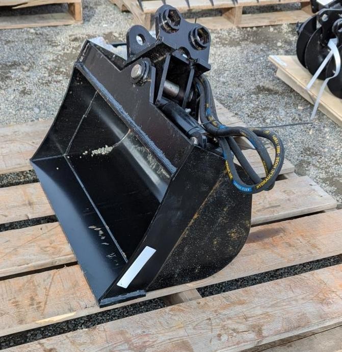 Unused 2026 MIVA 24in Tilting Excavator Bucket - [Excavator Attachments]