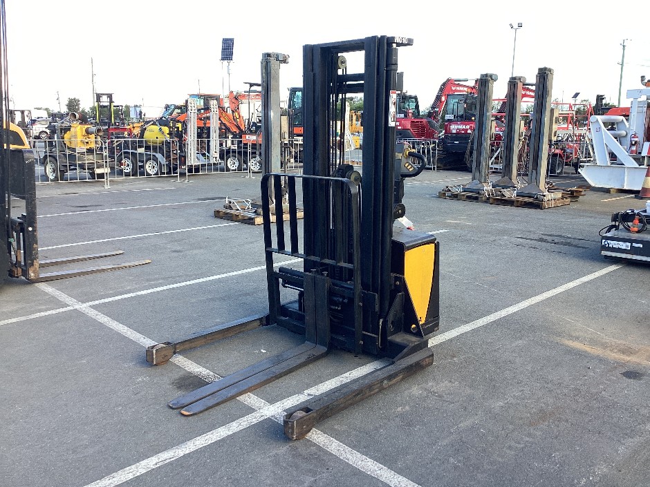 Conda Task CONDA1S-45TRI SS Electric Walkie Stacker