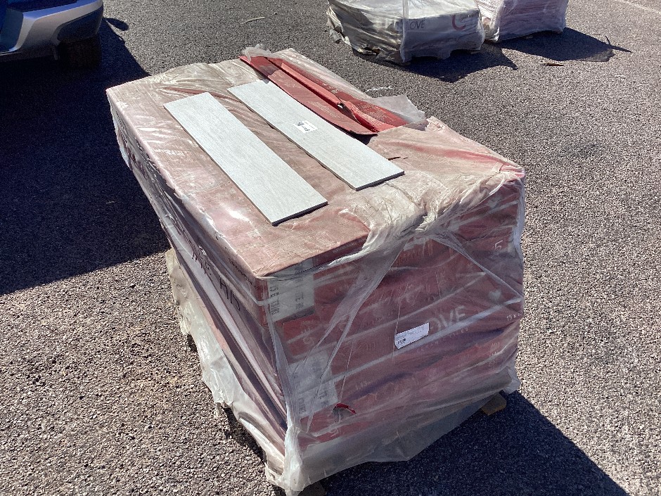 Pallet of Assorted Tiles Fusion White 15cm x 75cm