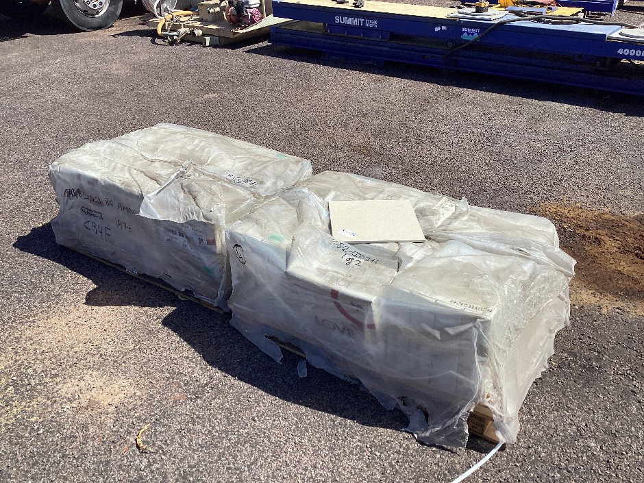 2x Pallets of Assorted Tiles Amaciado 35cm x 35cm