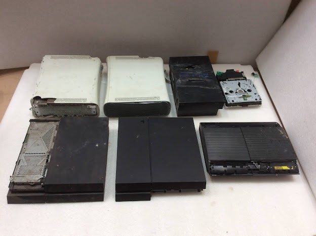 Microsoft/Sony Mixed Brand and Model Consoles (Lot of 7)