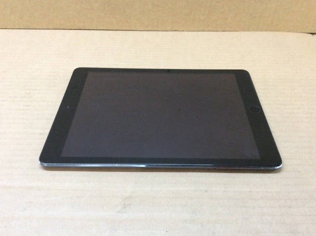 APPLE IPAD AIR 1GEN A1474 Tablet 16GB