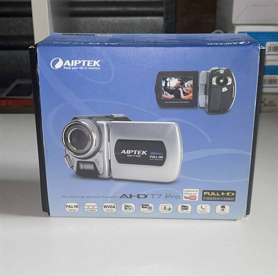 AIPTEK AHD T7 Pro Camcorder