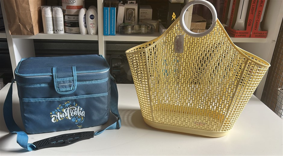 1x AUSTRALIA Cooler Bag, 1x Sun Jellies Fiesta Shopper