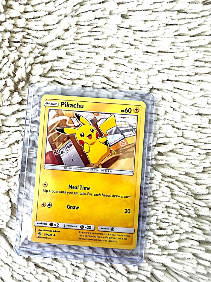 Pikachu Meal Time 55/236 Cosmic Eclipse common card.