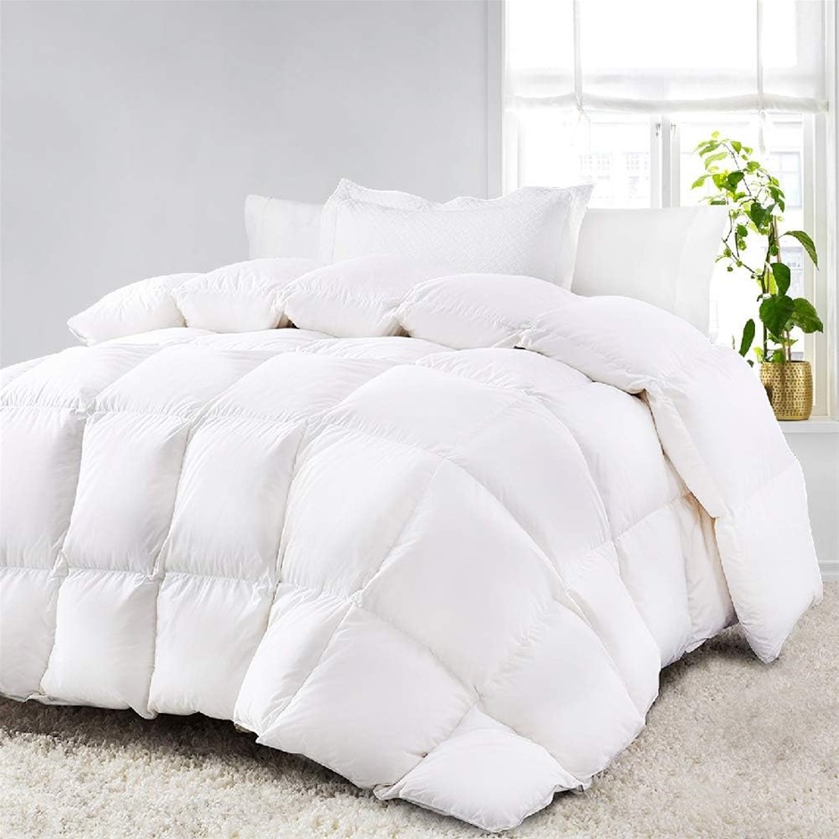 LUXOR 800GSM Ultra Warm Winter Microfibre Quilt/Doona/Duvet. Size: King Sin