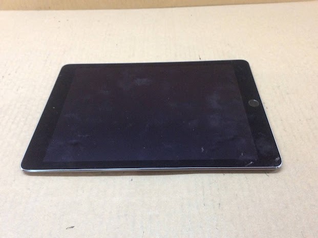 APPLE iPad Air 2(A1566) Tablet 16GB