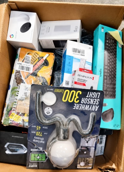 BOX OF ASSORTED ELECTRONICS & HOME ACCESSORIES: Google Nest Cam, Ring Devic