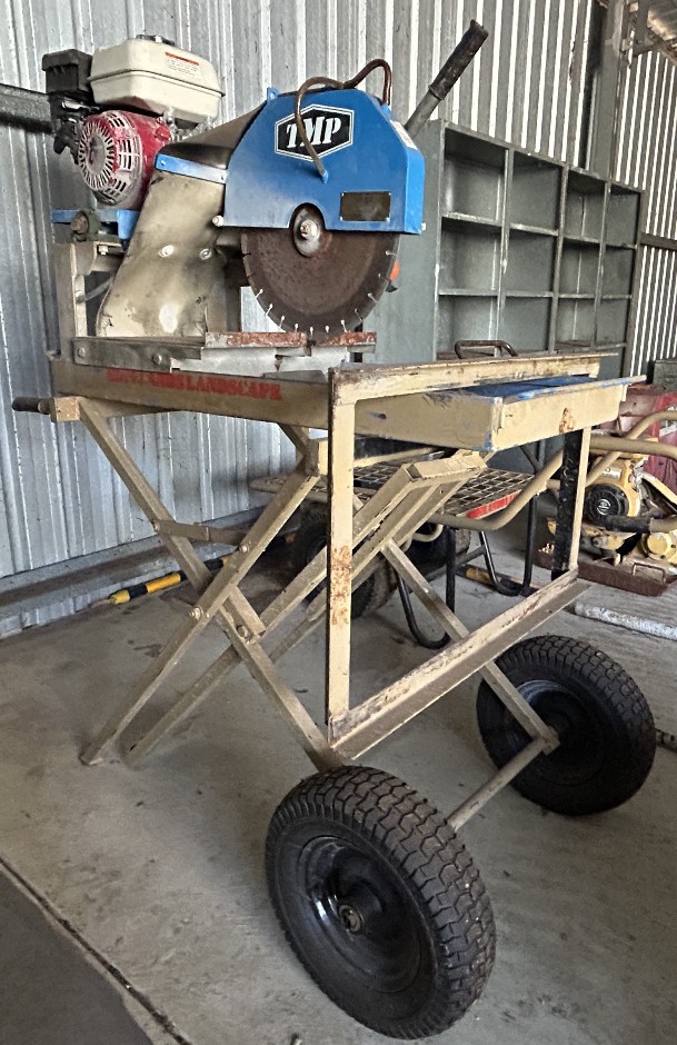 <p>TPM Brick Cutter on Stand</p>