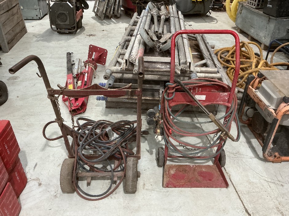 <p>2x Welding Trolleys</p>