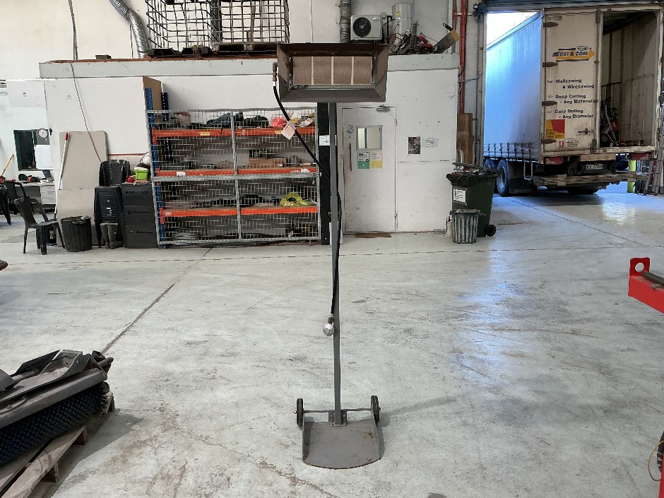 <p>Parasol Gas Heater</p>
