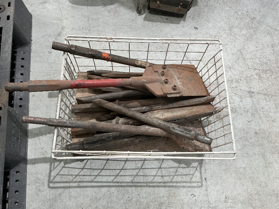 <p>Assorted Jack Hammer Bits</p>