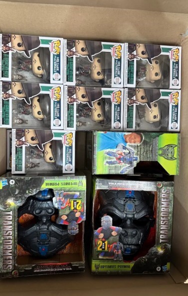 14 x POP Figurine His Dark Materials 1110 Les Scorsbey Hester and 3 x Opti