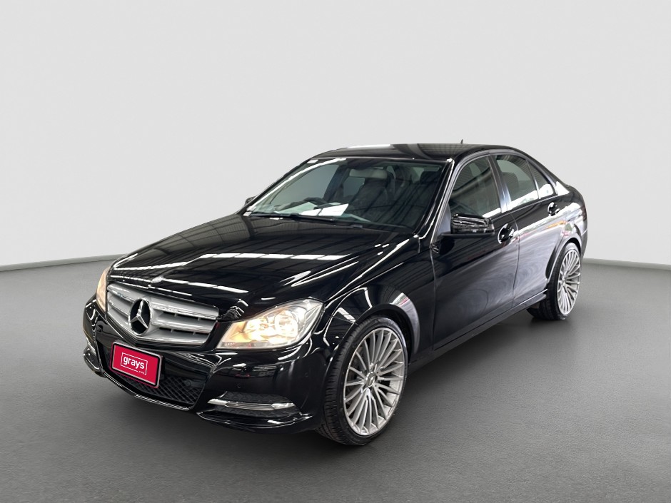 2012 Mercedes-Benz C200 BlueEFFICIENCY Petrol Sedan