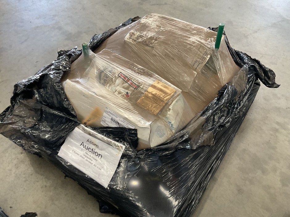 Pallet containing Valve gates
