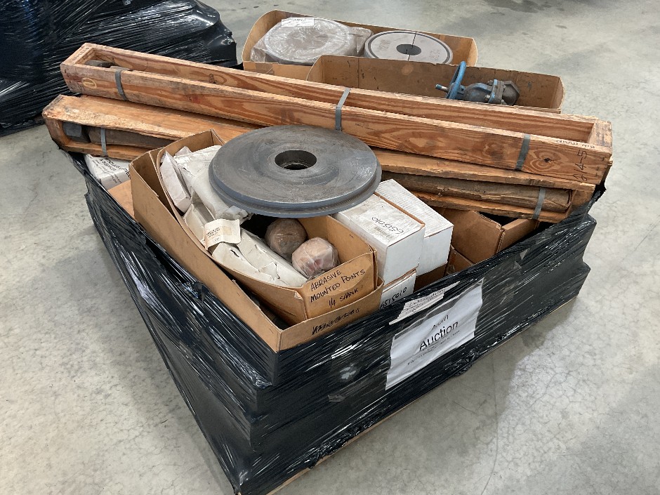 Fittings Valves Tools and Pipe Handling Inserts Pallet Of