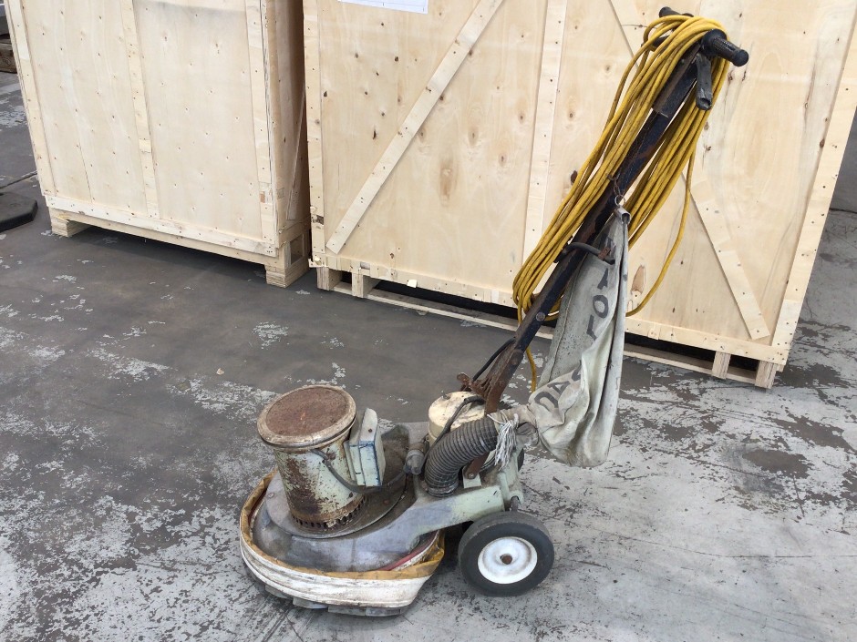 <p>Electric Floor Polisher.</p>