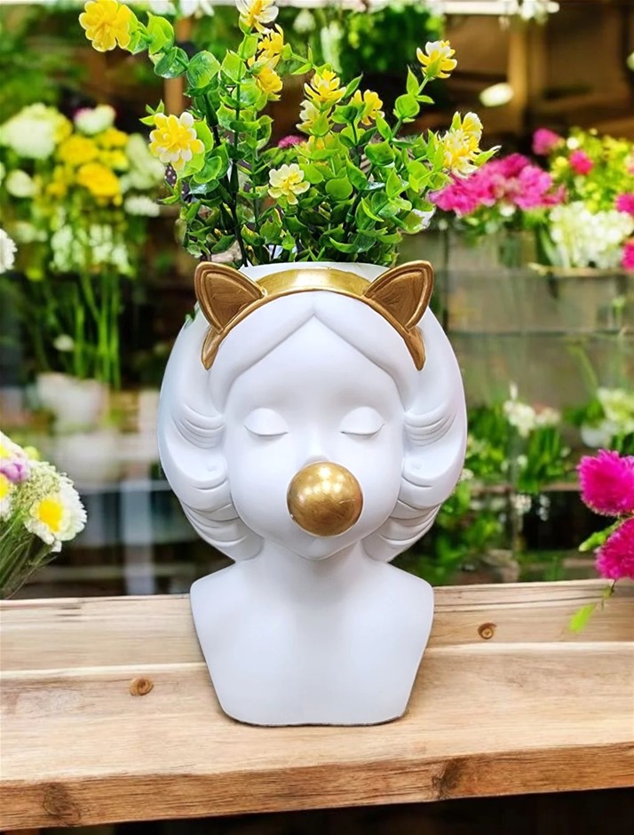 U Like Homewares Kitty Planter, White, 23CM Height, Plant not included