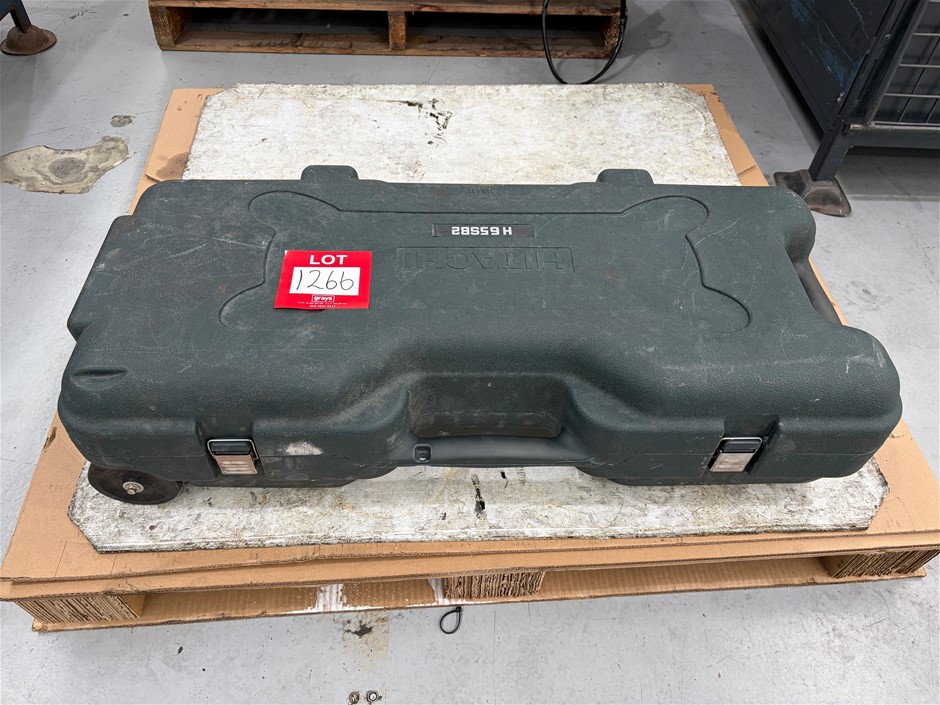 Hitachi H65SB2 Demolition Hammer in Case