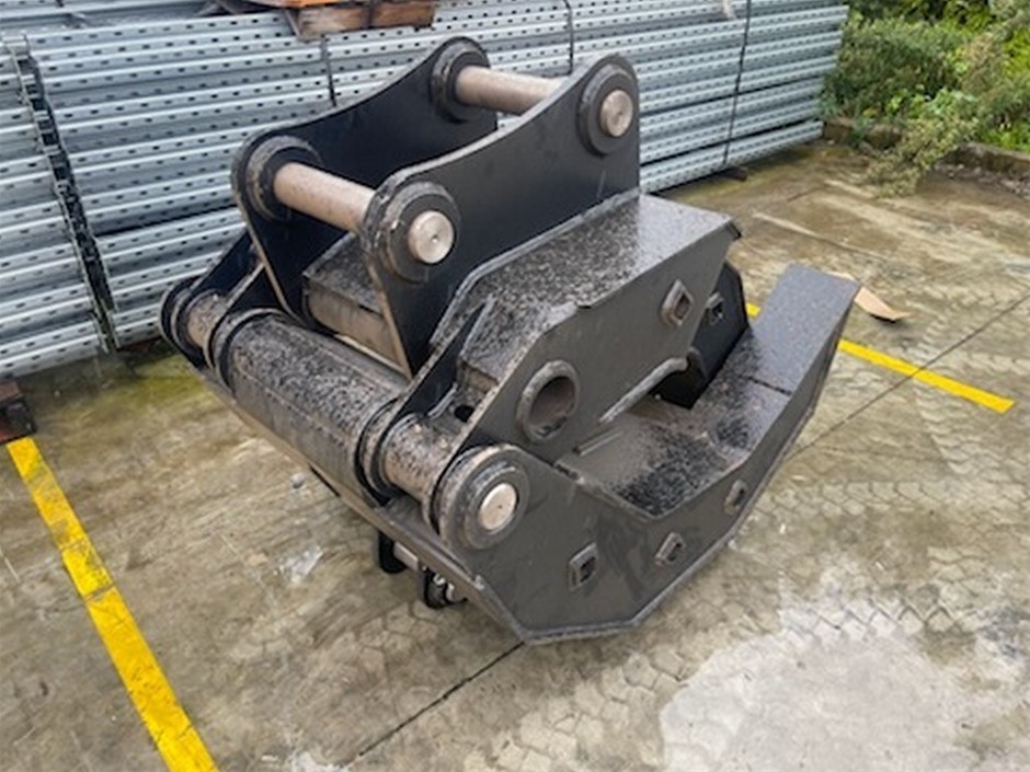<p>Unused 30 Tonne Manual Grab</p>