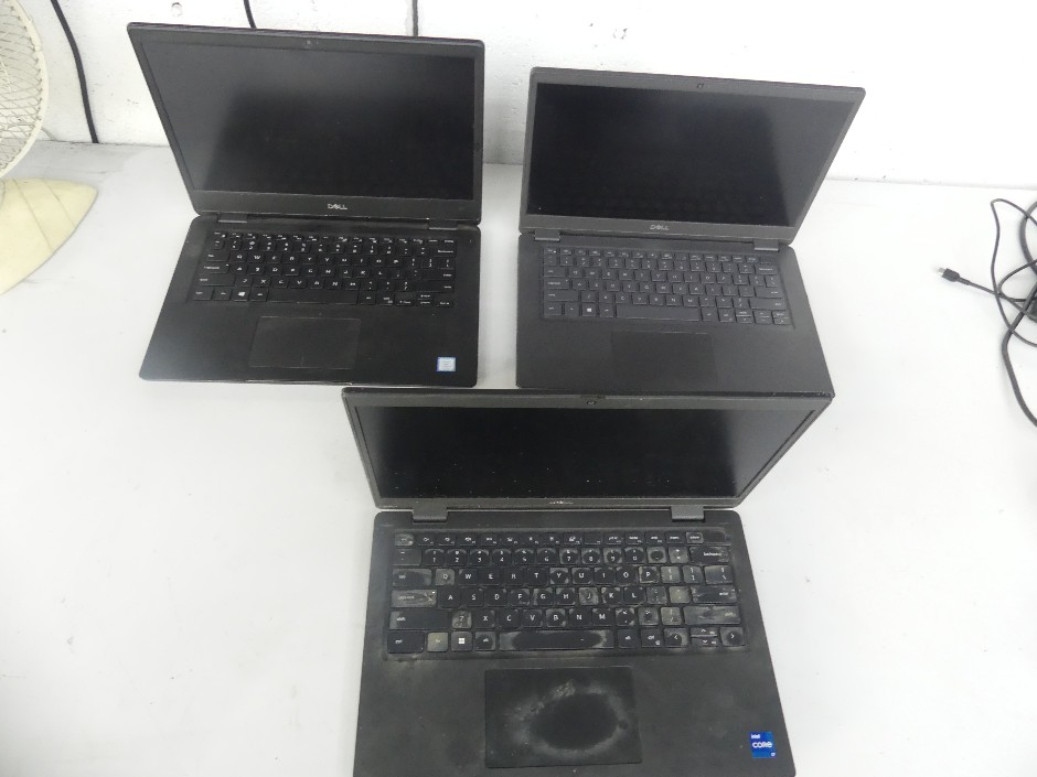 <p>Box Of ( 5 Pack ) Dell Assorted Model Laptops Approx Includes</p>