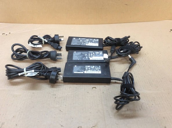 HP HSTNN-LA25&HSTNN-CA25 AC Adapter (Lot of 3)
