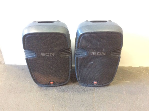 JBL EON 515 Powered PA Speakers