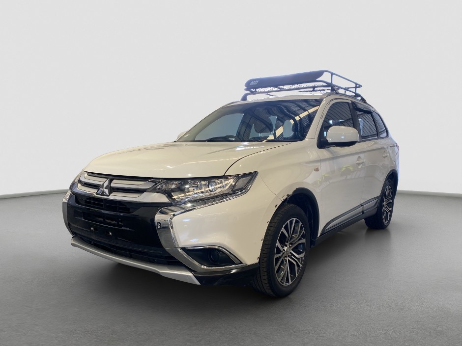 2018 Mitsubishi Outlander ES Petrol