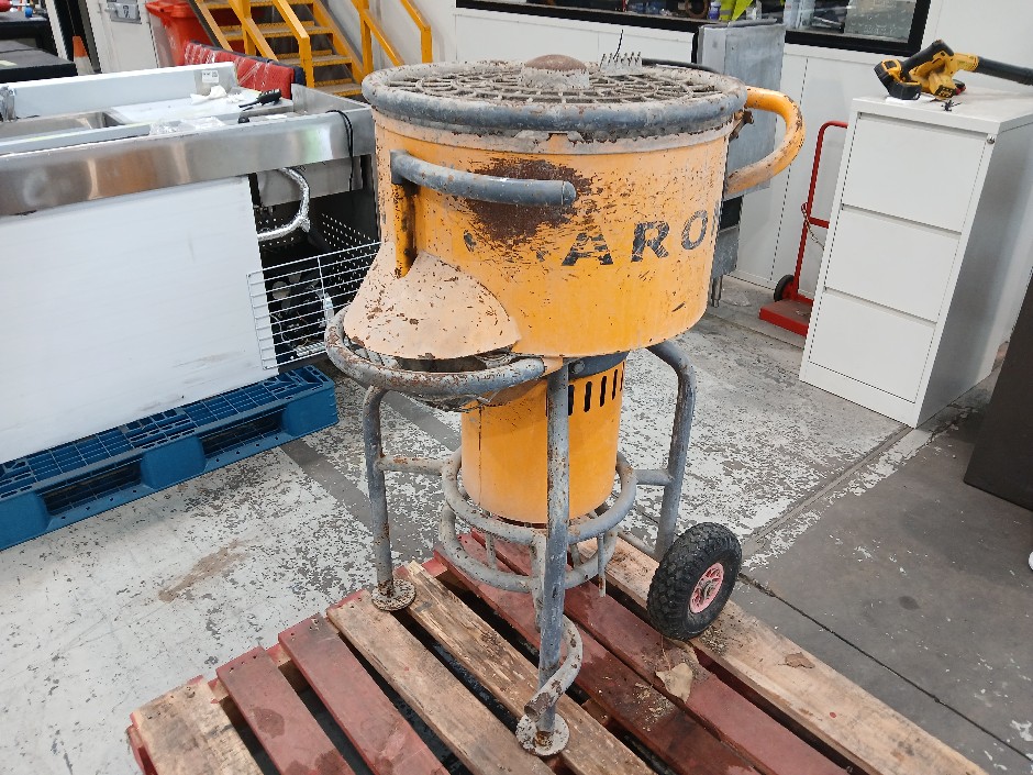 <p>Baron Forced Action Mixer</p>