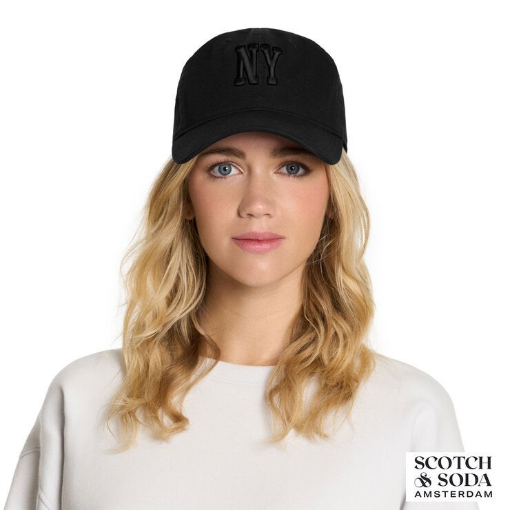 SCOTCH&SODA Cap, Black (New York). Buyers Note - Discount Freight Rates Ap