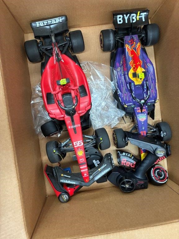 2 x Assorted MAISTO Toy Cars. NB: Not in original packaging, condition unkn