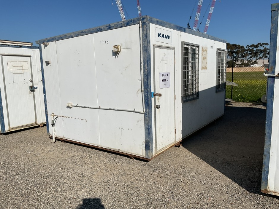 <p>4.8m x 3.1m Transportable Building</p>