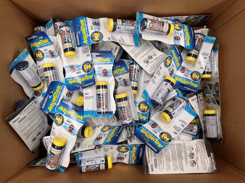 Assorted AQUACHEK Pool & Spa Test Strips, Test for Salt. NB: Sold as shown