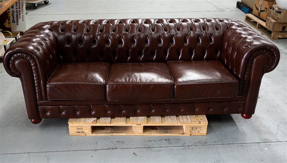CHESTERFIELD Leather 3-Seater Lounge, Antique Brown. N.B: Near new.
