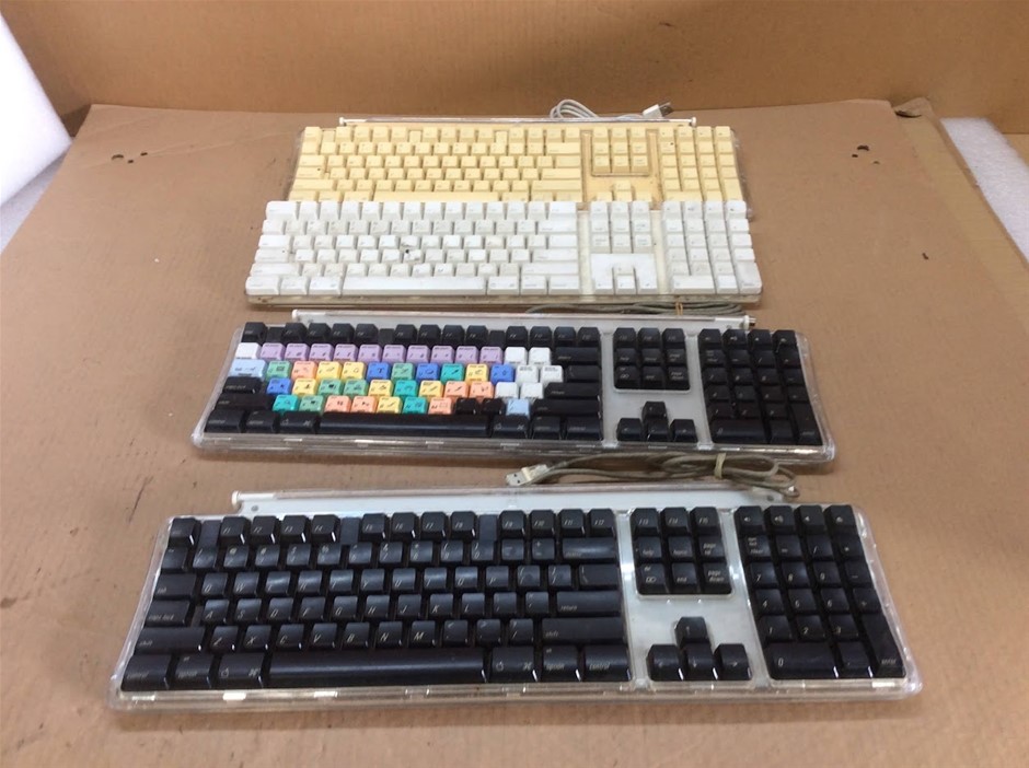 Apple A1016 Wireless Keyboard + Apple M7803 Pro Keyboards (Lot of 4)