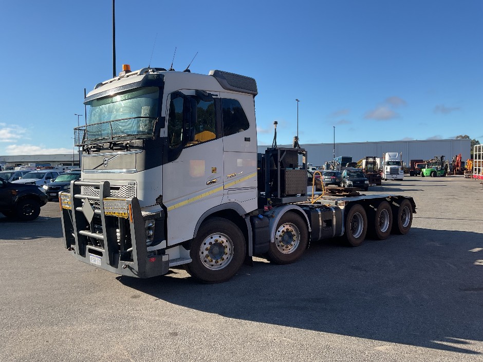 2015 VOLVO FH16 Prime Mover