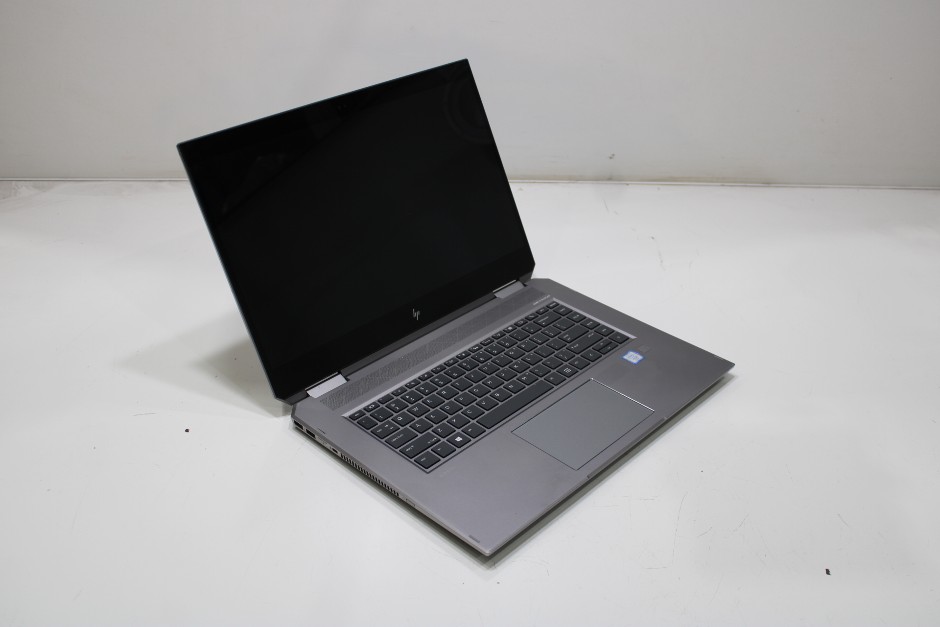<p>HP ZBOOK STUDIO X360 G5</p>