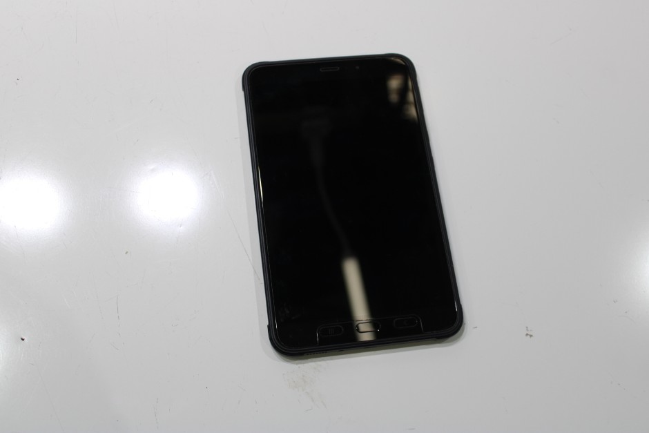 <p>SAMSUNG GALAXY TAB ACTIVE 3 SM-T575</p>