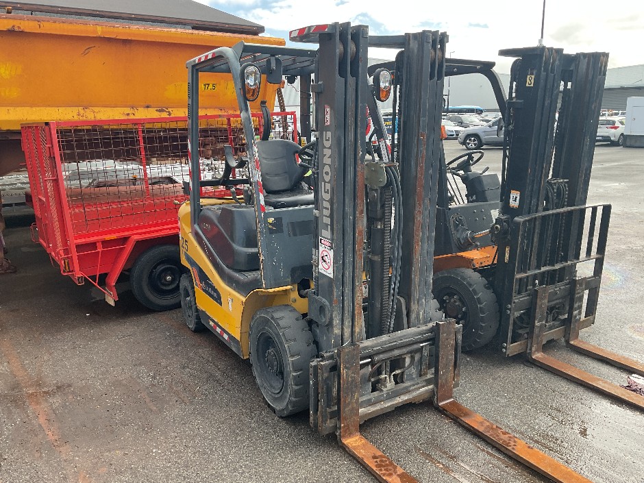 2016 Liugong CLG2025H 2.5T Forklift