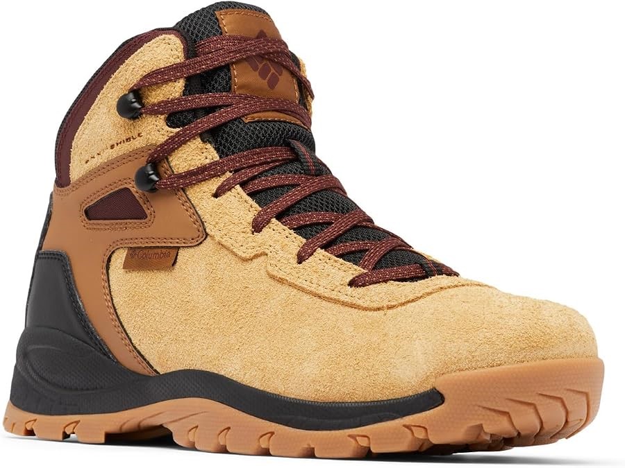 Columbia Men's Newton Ridge BC Hiking Shoes, Curry, Madder Brown / Curry, M