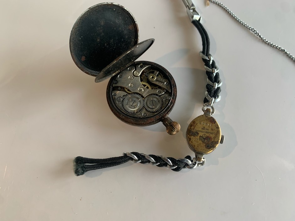 Lot of vintage watches