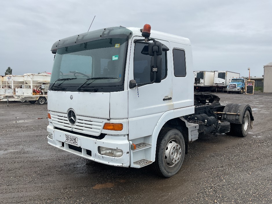<p>2003 Mercedes Benz 1628 4x2 Prime Mover Truck</p>