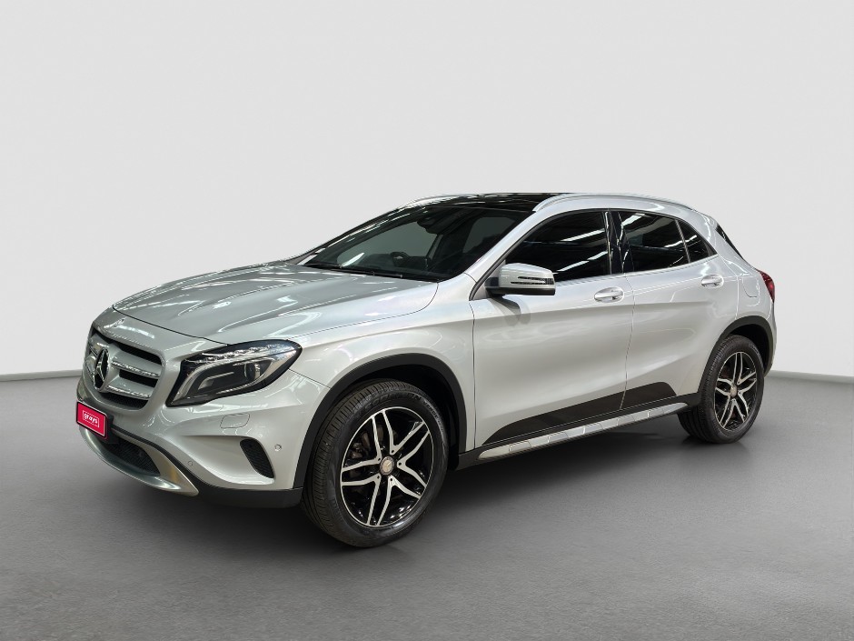 2016 Mercedes GLA180  Petrol