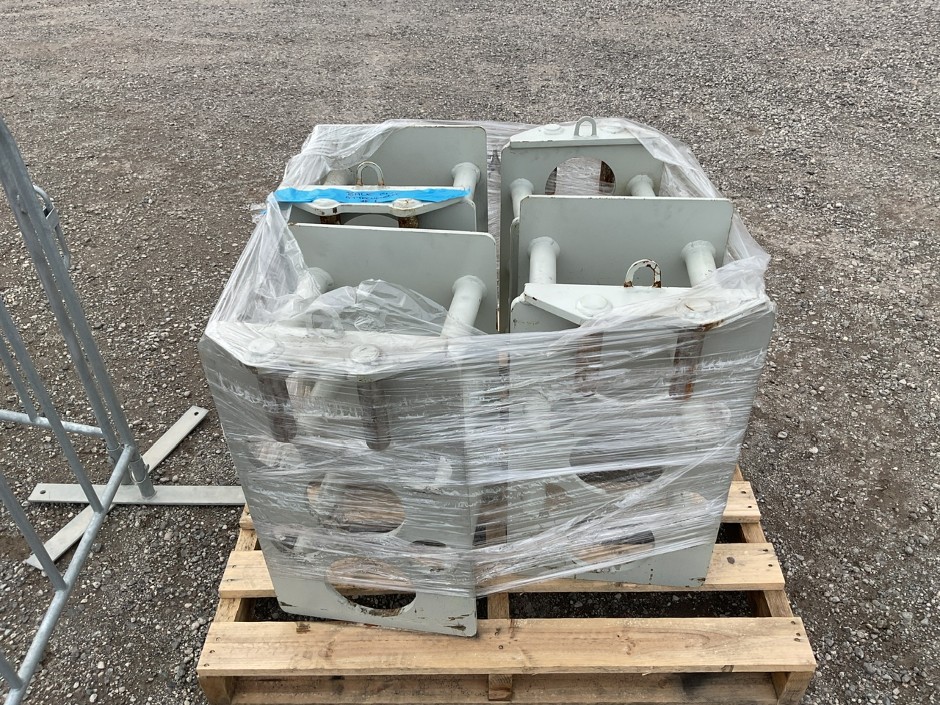 4 x Bale Clamp Attachment Frames