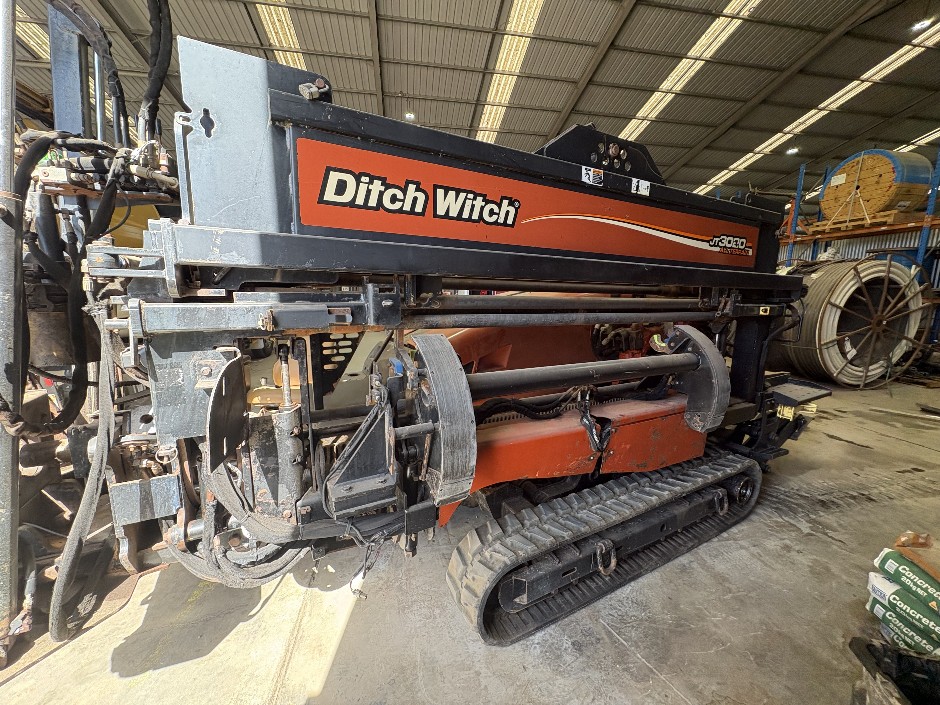 <p>2010 Ditch Witch JT3020 with accesories</p>