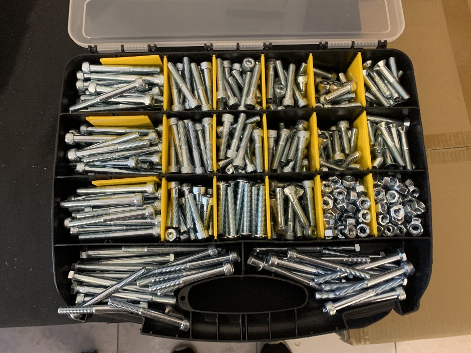 Medium Sized Carry Case with Steel Allen & Apex Bolts & Nuts (Unused)